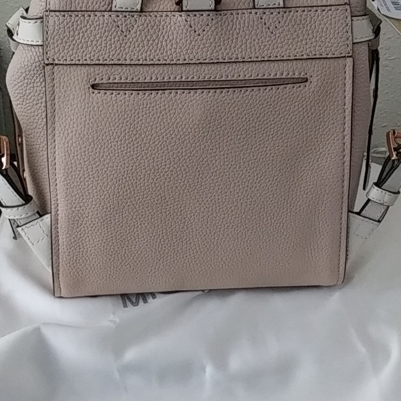 Micheal Kors - Picture 8 of 8